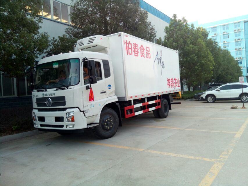 天錦6米2冷藏車