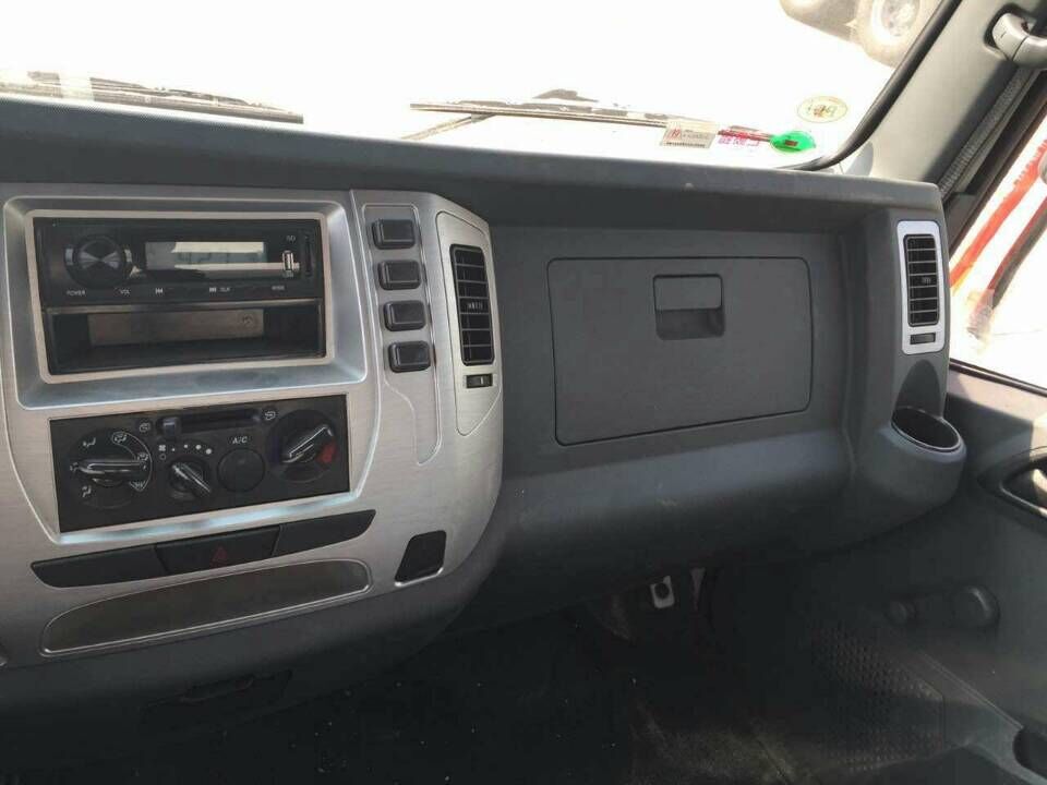 大運4米2冷藏車