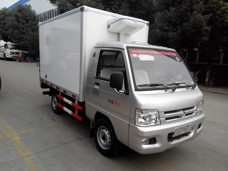 福田馭菱國五冷藏車