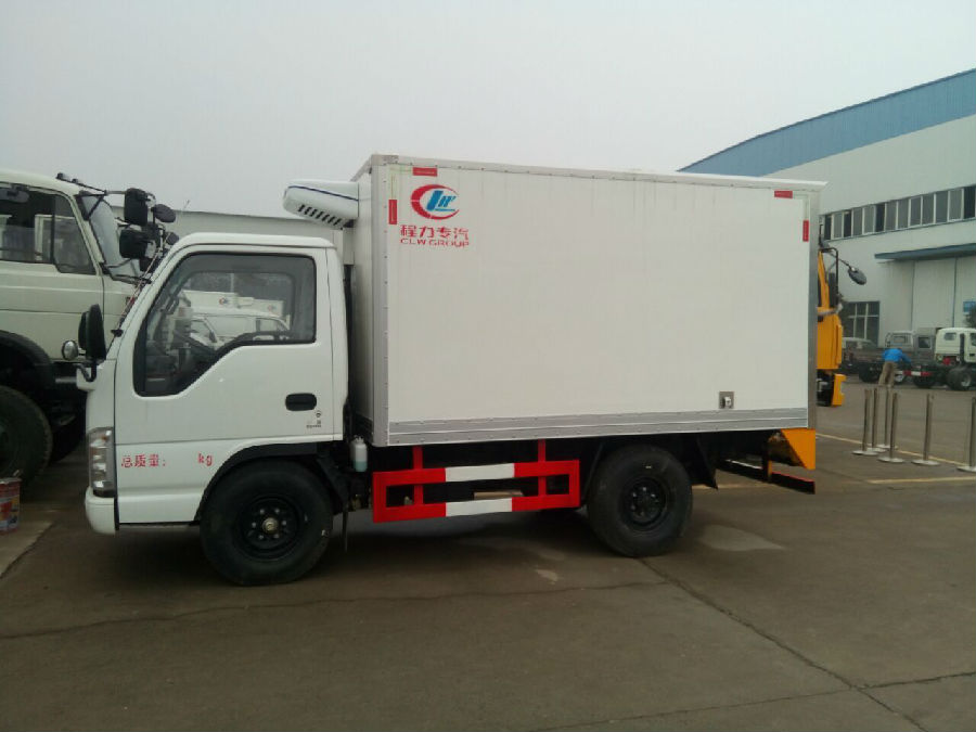 五十鈴3米冷藏車