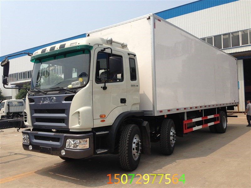8米6冷藏車(chē)