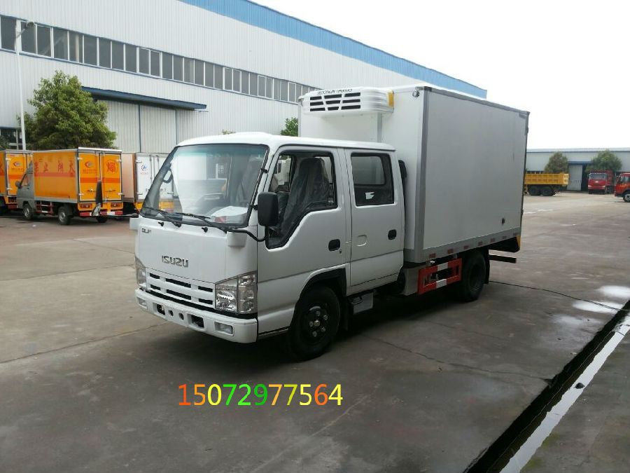 五十鈴雙排冷藏車