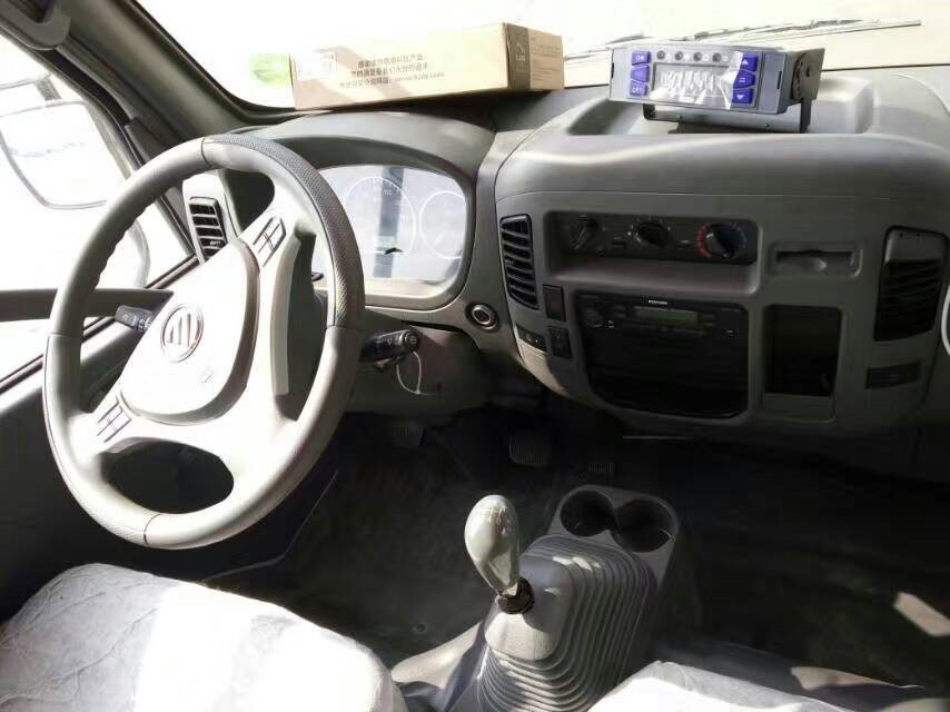 福田歐馬可國(guó)五4米2冷藏車(chē)