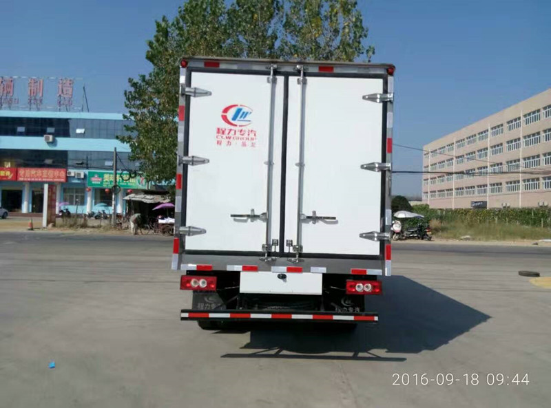 福田奧鈴4米2肉鉤冷藏車