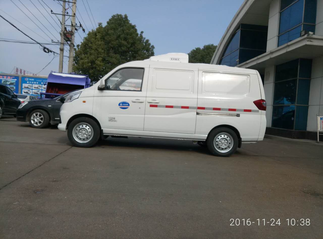 V5國五面包冷藏車