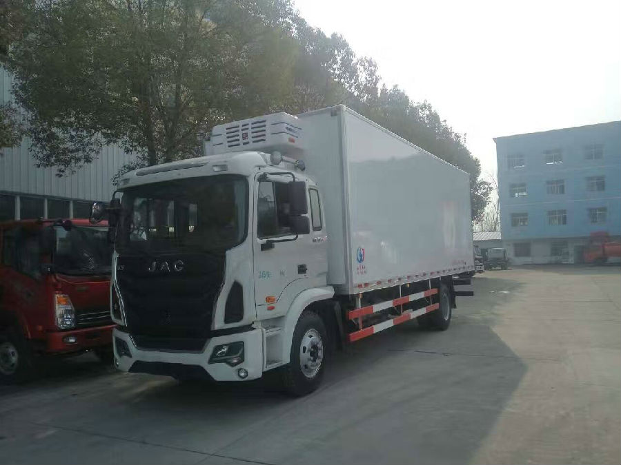 江淮格爾發(fā)國五7米6冷藏車 (1).jpg
