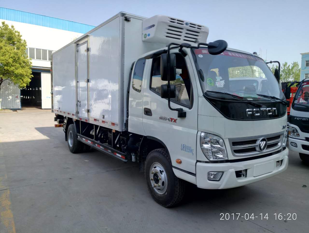 奧鈴國(guó)五5米2冷藏車(chē) (2).jpg