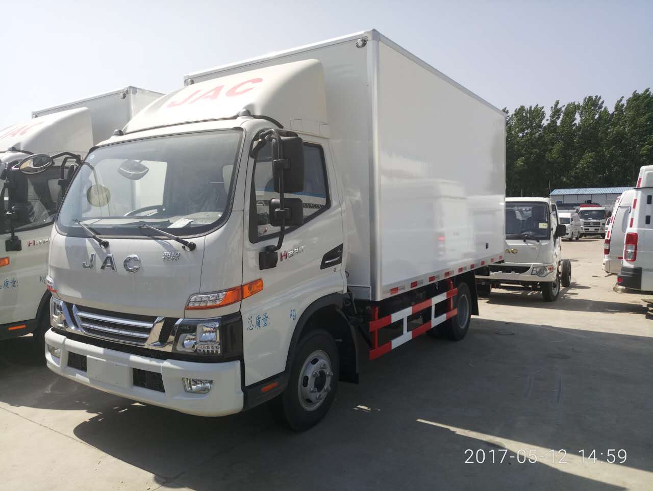 江淮駿鈴V6國五4米2冷藏車 (3).jpg