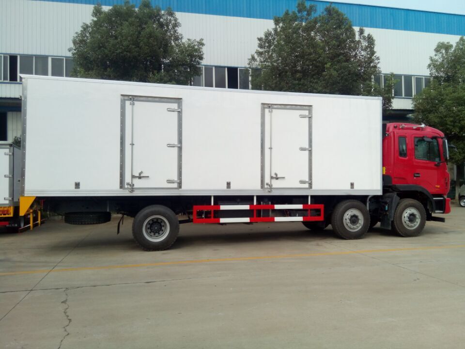 江淮格爾發(fā)國五9米6冷藏車 (5).jpg