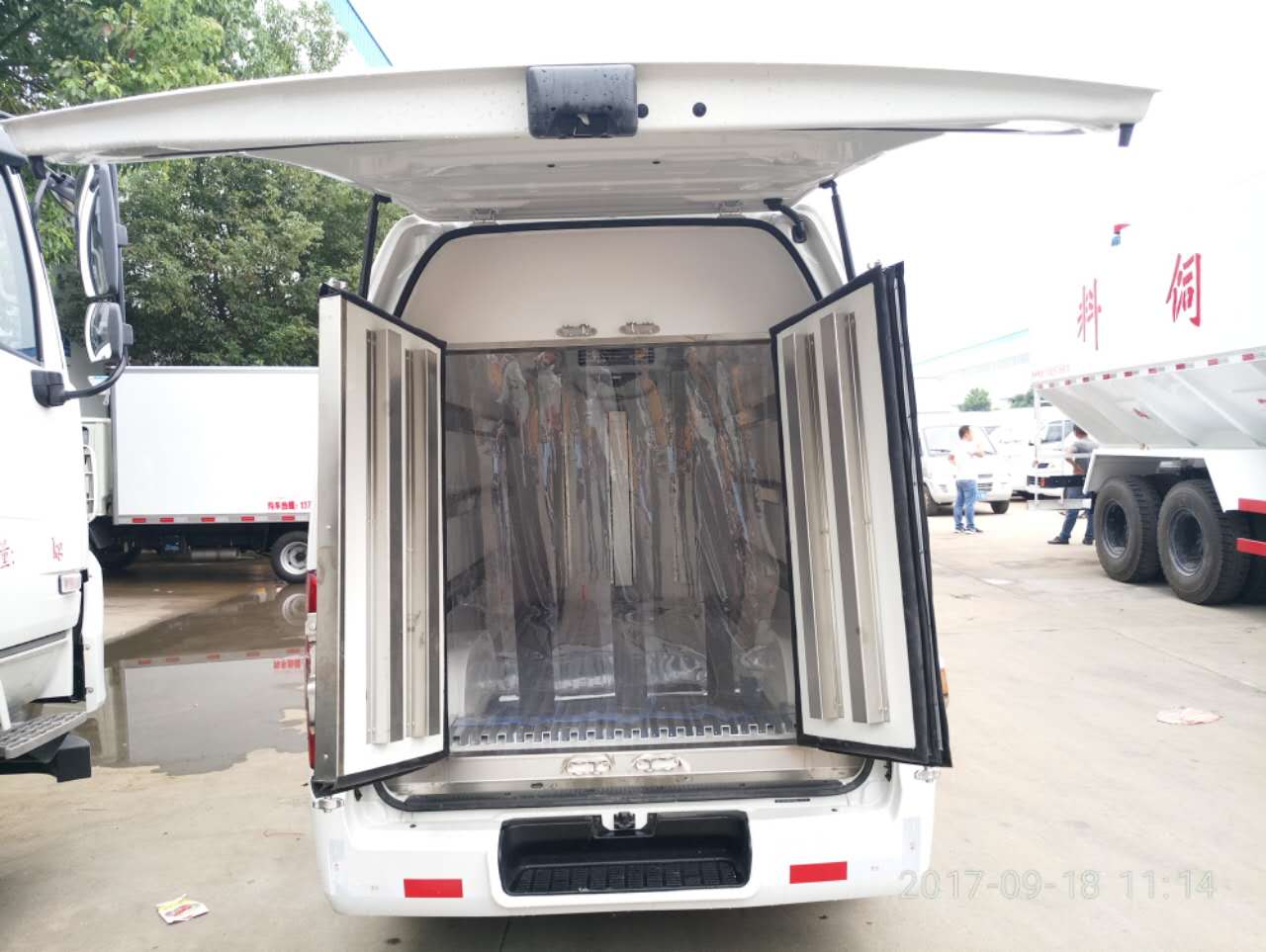 風(fēng)景G7國五雙排冷藏車 (13).jpg