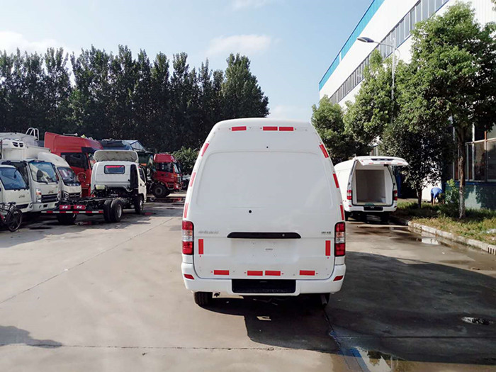 金杯國五面包冷藏車 (6).jpg