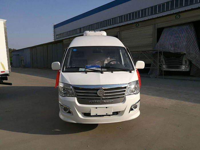 廈門金龍面包冷藏車 (1).jpg