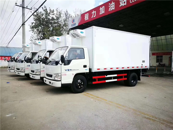 江鈴國(guó)五4米2冷藏車