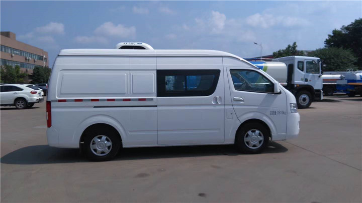 福田G9國(guó)五面包冷藏車 (8).jpg