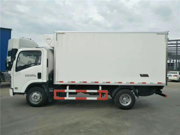 五十鈴KV600冷藏車