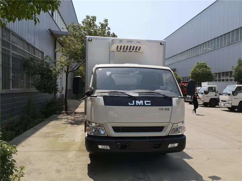 江鈴順達寬體4米2冷藏車