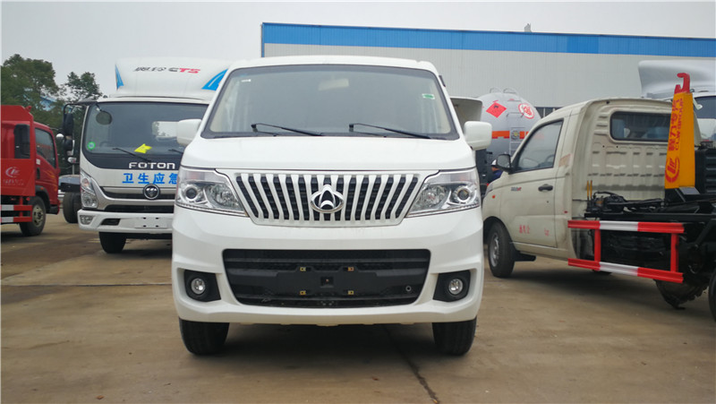 長安睿行面包冷藏車