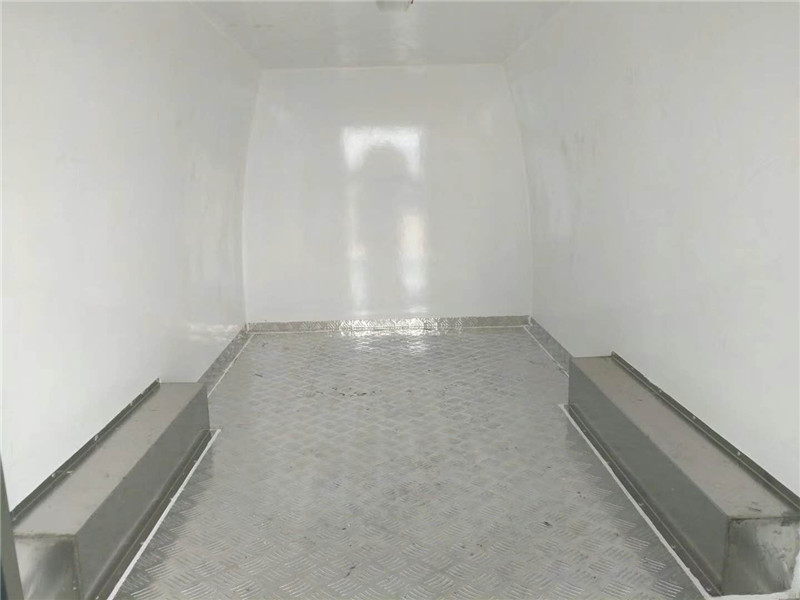 長(zhǎng)安睿行4.2方面包冷藏車