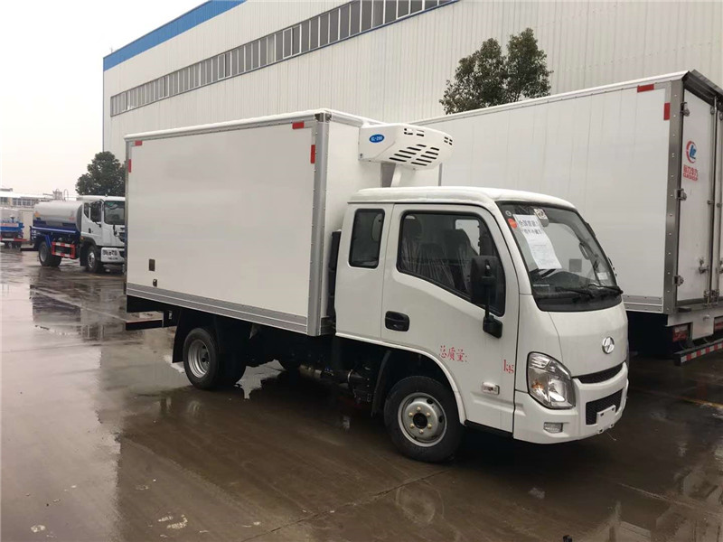 躍進(jìn)排半3米2冷藏車 (3).jpg