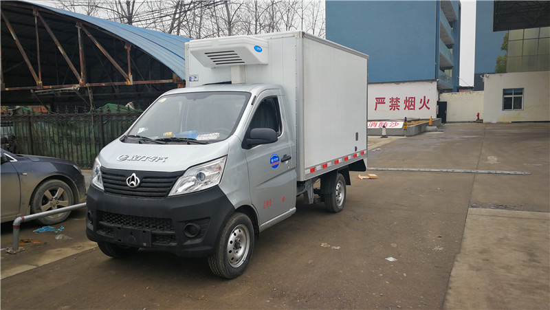 長(zhǎng)安冷藏車 (2).jpg