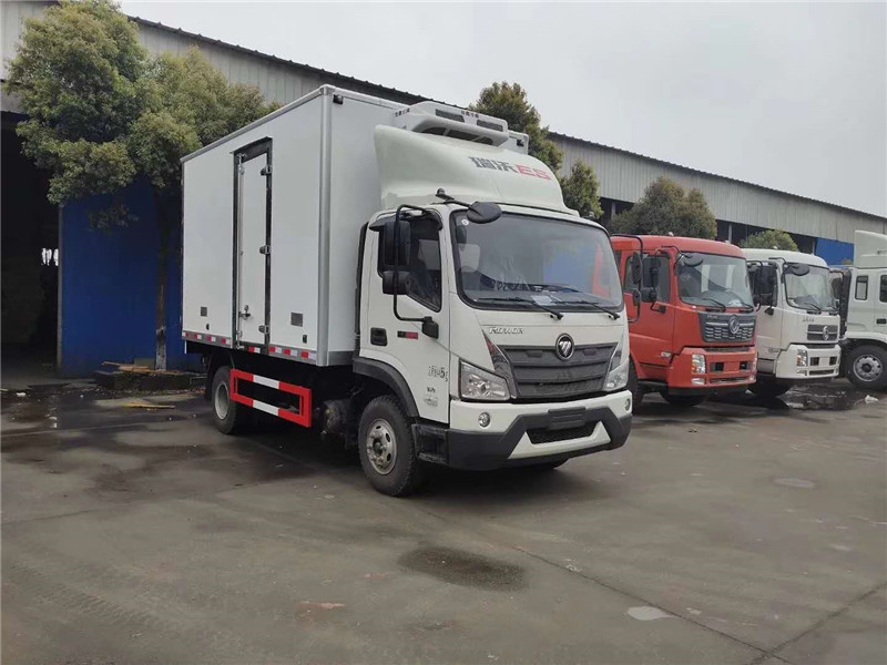 福田瑞沃4米2冷藏車