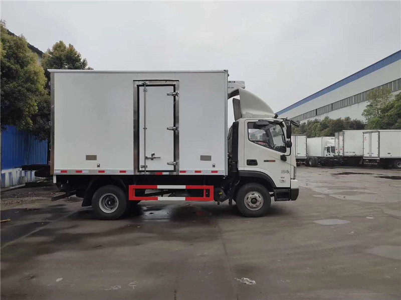 福田瑞沃4米2冷藏車 (4).jpg