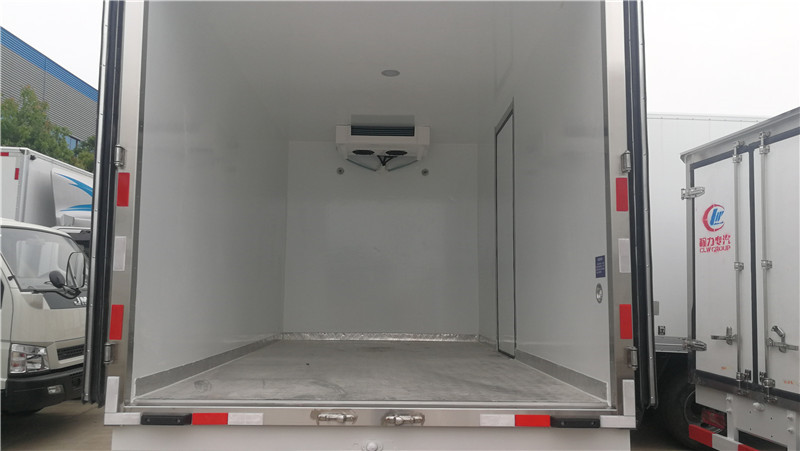 騏鈴4米2冷藏車(chē) (3).jpg