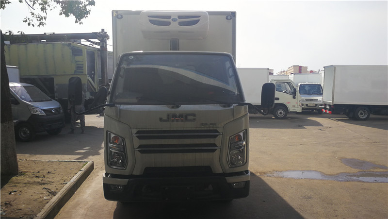 江鈴國六4米2冷藏車