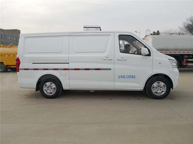 長安睿行國六面包冷藏車 (8).jpg