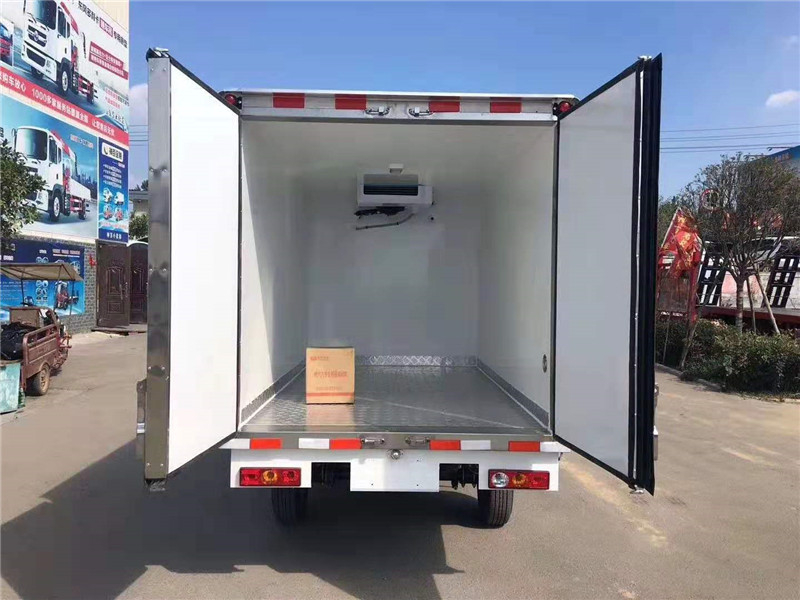 福田祥菱國(guó)六3米2冷藏車(chē) (7).jpg
