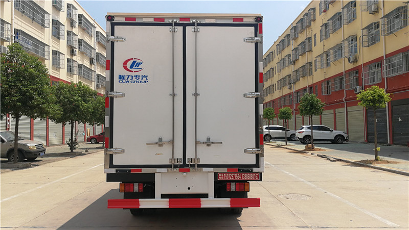 江鈴順達4米2冷藏車 (2).jpg