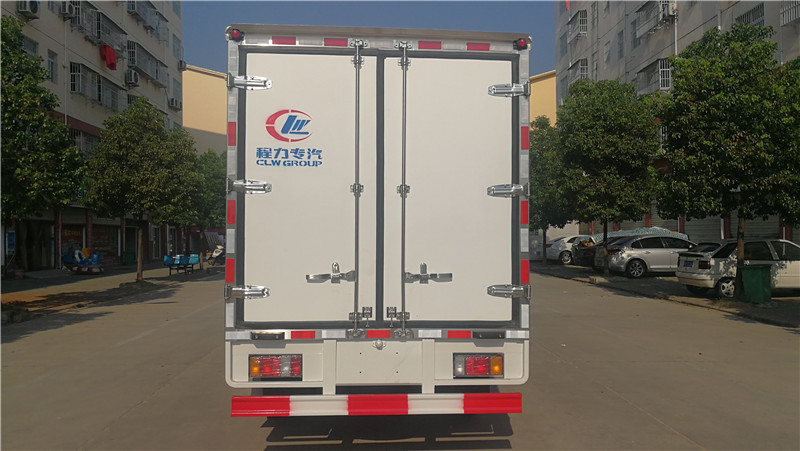 五十鈴雙排國六冷藏車 (4).jpg