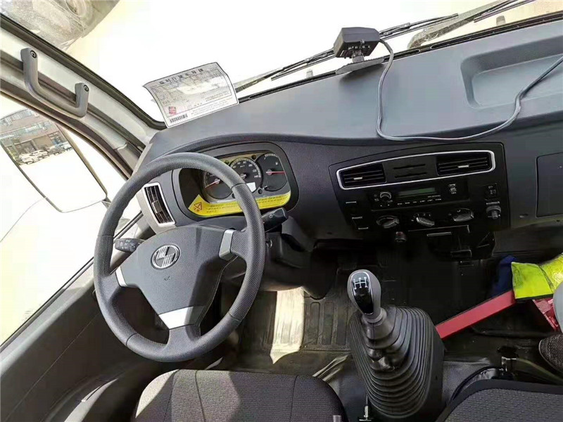 躍進國六3米26冷藏車 (3).jpg