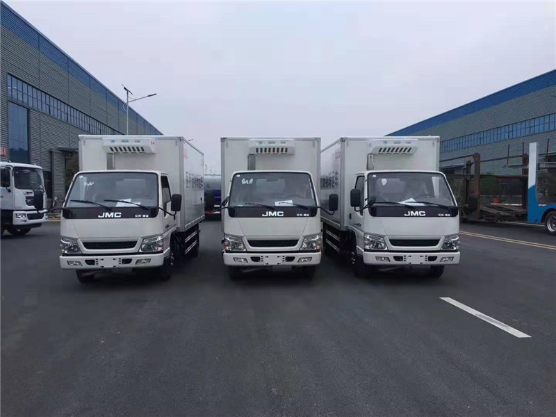 江鈴4米2醫(yī)療廢物轉(zhuǎn)運(yùn)車