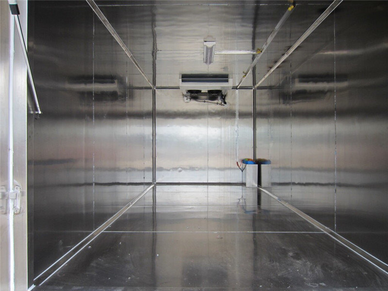 江鈴4米2醫(yī)療廢物轉(zhuǎn)運(yùn)車 (5).jpg