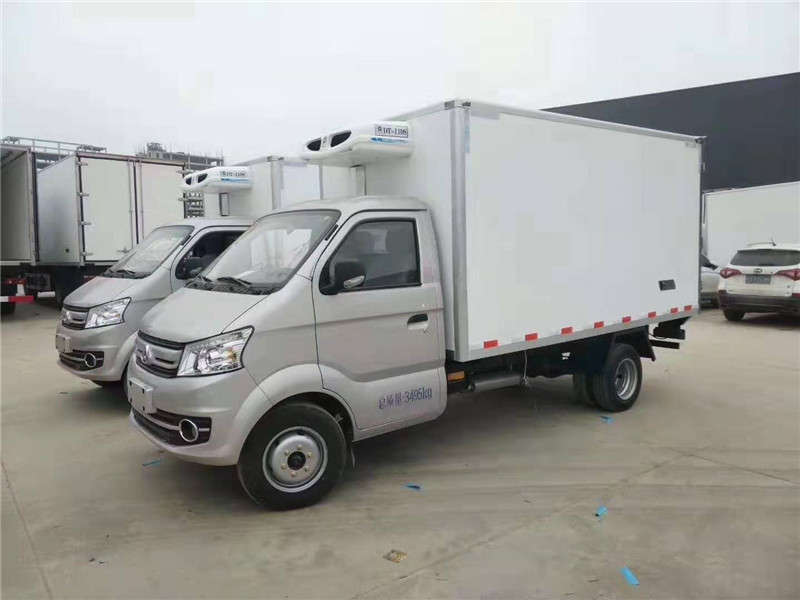 長安國六冷藏車