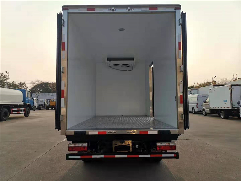 東風國六4米2冷藏 (6).jpg