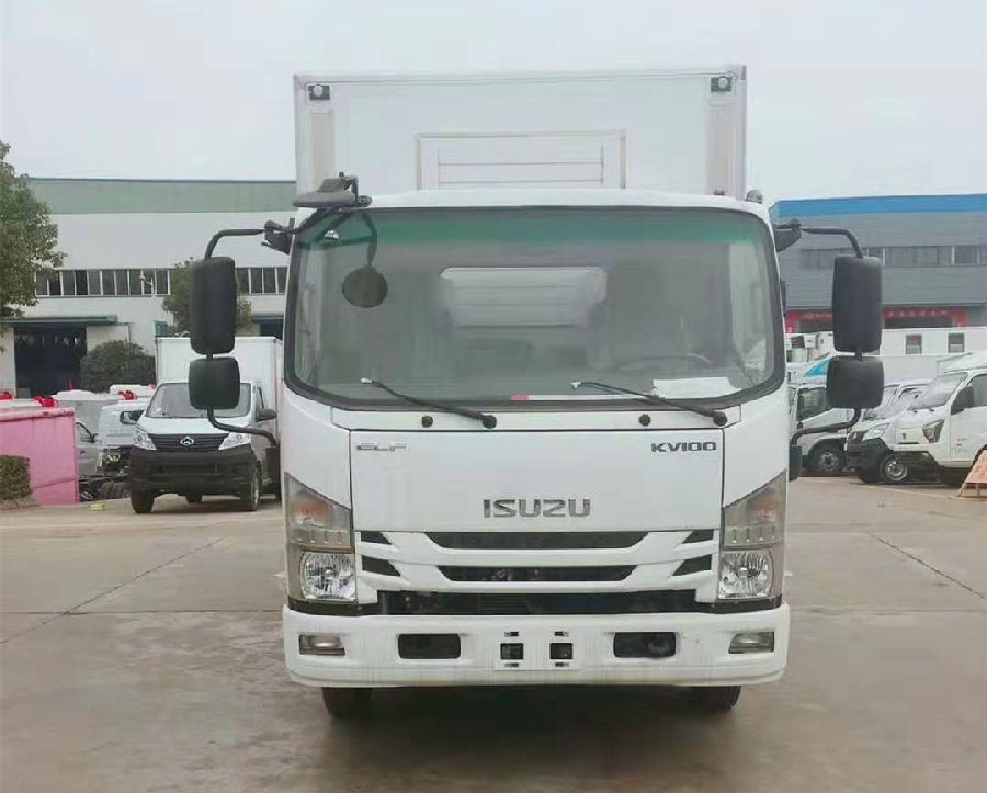 五十鈴雞苗運輸車