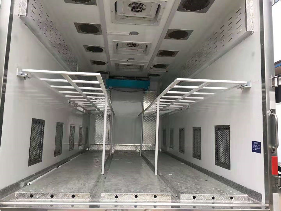 五十鈴雞苗運輸車