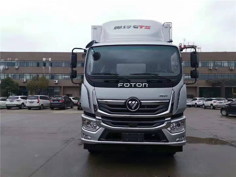 福田奧鈴大黃蜂6米8冷藏車(chē)