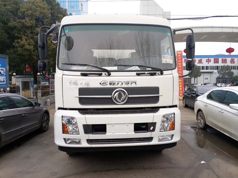 東風(fēng)天錦國五6米6氣瓶運 東風(fēng)天錦國五6米6氣瓶運