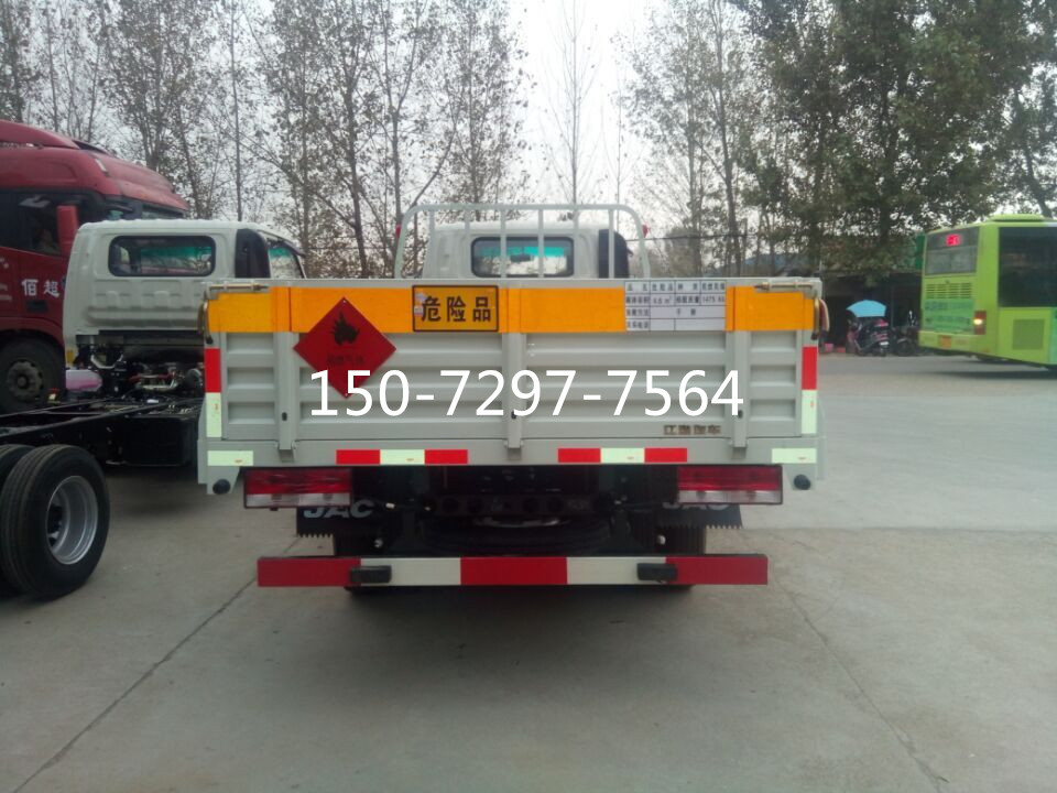 江淮氣瓶運輸車 (4).jpg 江淮氣瓶運輸車 (4).jpg